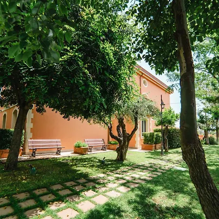 Szálloda Dimora Donna Rosa