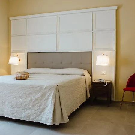 Dimora Donna Rosa Szálloda 4*