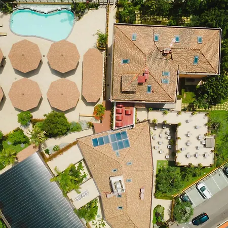 Dimora Donna Rosa Szálloda 4*