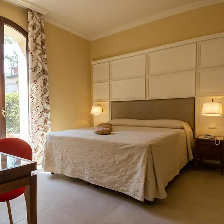 Dimora Donna Rosa 4*